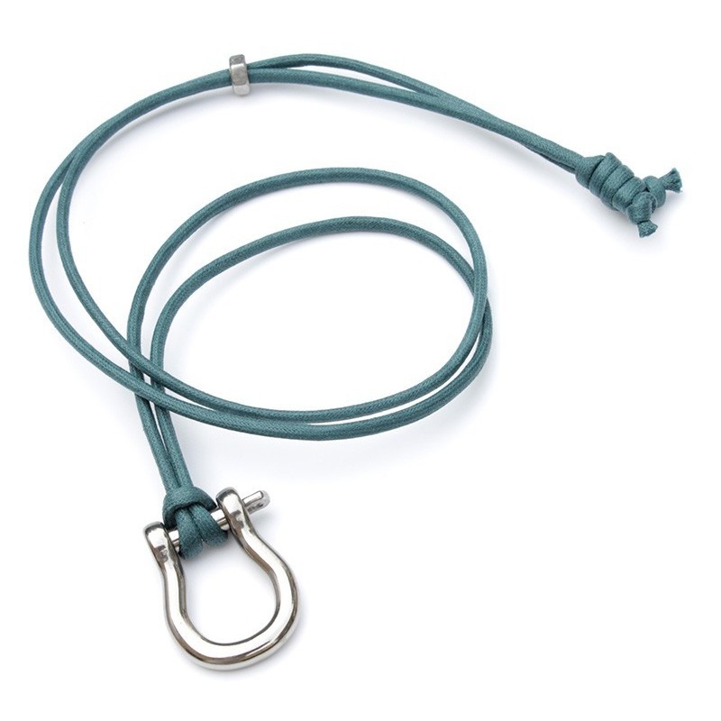 Big Shackle Pendant on Thuya Cotton cord