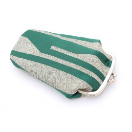 GEOMETRIC PATTERNS CLASPE PURSE