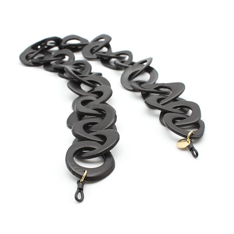 Black tagua chain with very big oval links