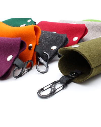 Press-stud felt cases with carabiner