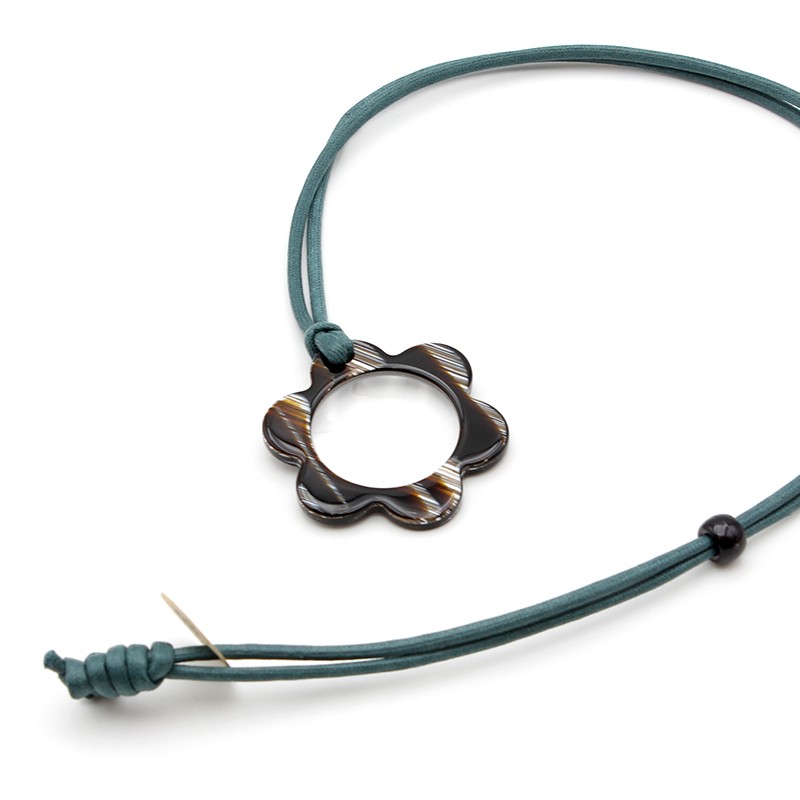 Pendentif Loupe en Acétate Corne sur cordon en coton